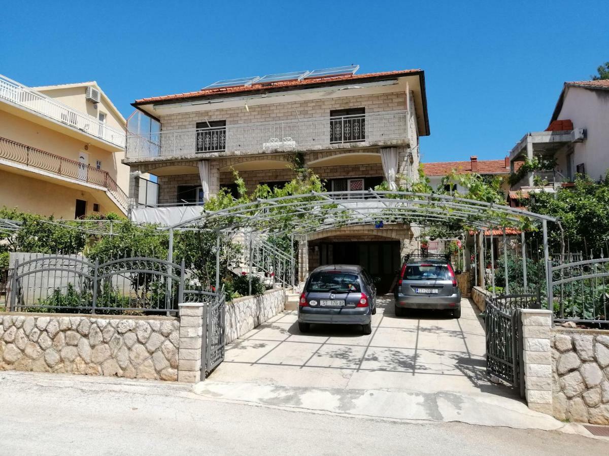 Apartments Emmas Studio Stari Grad  Exterior photo
